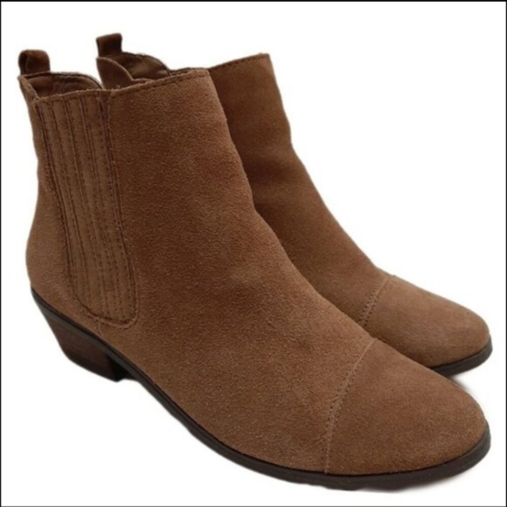 G. H. BASS Chance Genuine Suede Ankle Boots Low Heel Side Zippers Tan Brown Sz 8